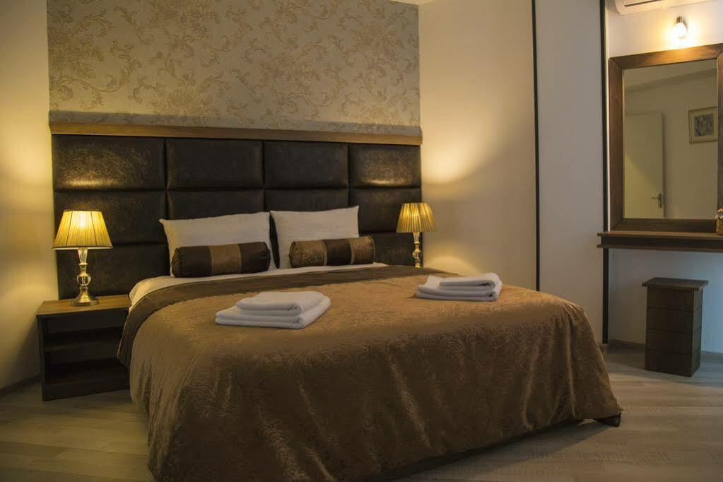 Green Queen Hotel Tbilisi Ngoại thất bức ảnh