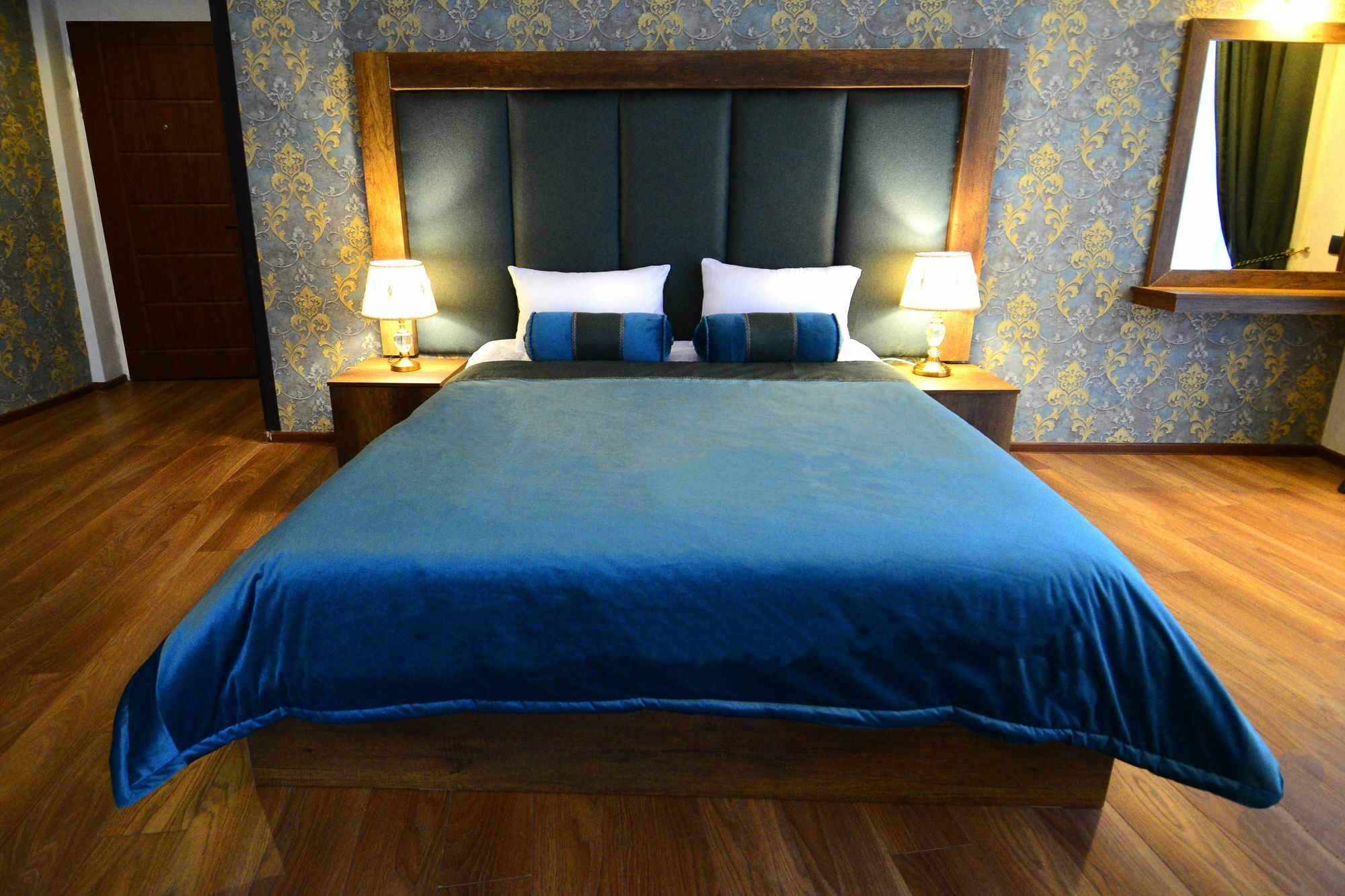Green Queen Hotel Tbilisi Ngoại thất bức ảnh