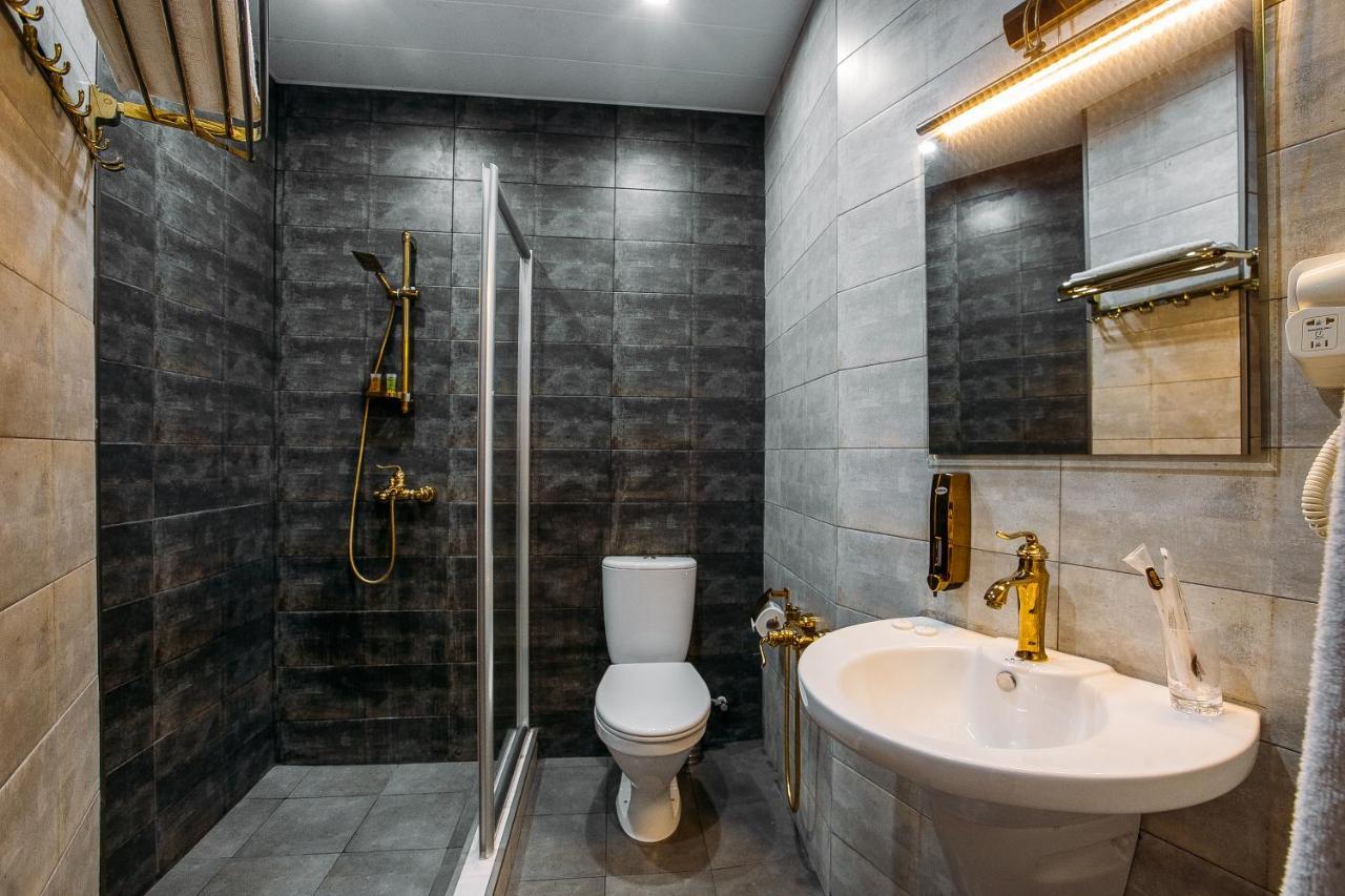 Green Queen Hotel Tbilisi Ngoại thất bức ảnh