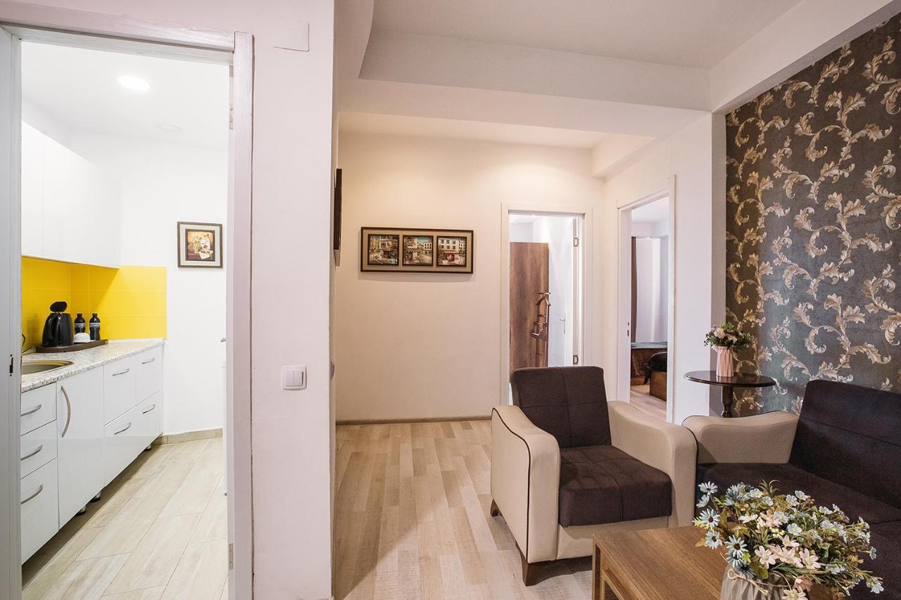 Green Queen Hotel Tbilisi Ngoại thất bức ảnh
